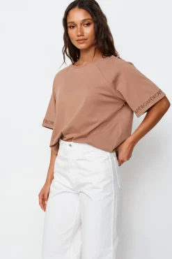 Discount Apero Logo Sleeve Box Cut Tee - Mocha