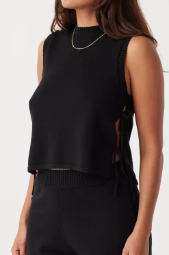 Clearance ARCAA Poppy Tank - Black