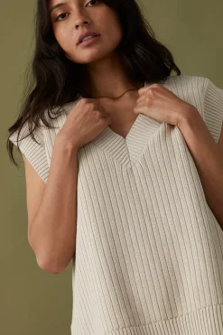 Discount ARCAA Vera Knit Vest - Sand