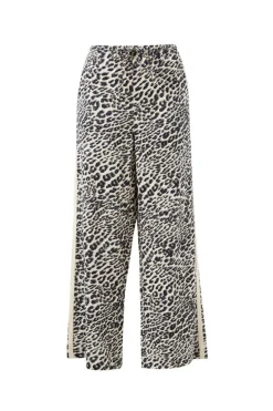 Clearance Ceres Life Relaxed Drawstring Pant - Leopard