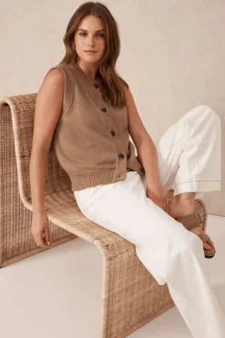 Fashion Ceres Life Sleeveless Cardi - Summer Taupe