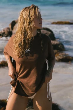 Best Hobo & Hatch Hobo & Hatch Coast Tee - Chocolate