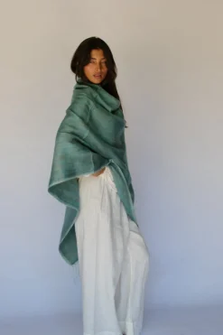 Online Hobo & Hatch Hobo & Hatch Poncho- Marine