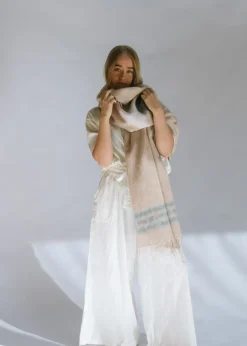 Fashion Hobo & Hatch Hobo & Hatch Scarf- Aztec Vanilla
