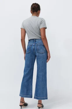 Online Kireina Freya Jean - Waterfall