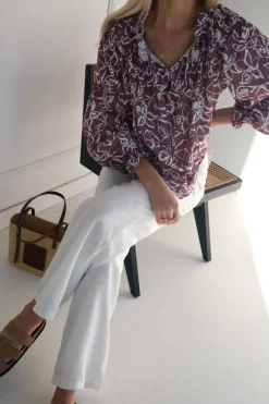 Best Lunar Fox Charlotte Linen Blouse - Sangria
