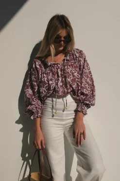 Best Lunar Fox Charlotte Linen Blouse - Sangria
