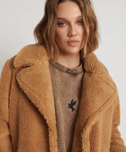 Fashion One Teaspoon Tan Teddy Coat