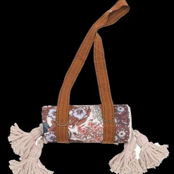Best Wandering Folk Native Picnic Rug - Blossom