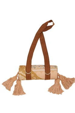 New Wandering Folk Picnic Rug - Wild Peach