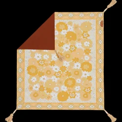Fashion Wandering Folk Picnic Rug - Lola Honey