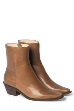 Hot Zoe Kratzmann Intimation Boot - Choc
